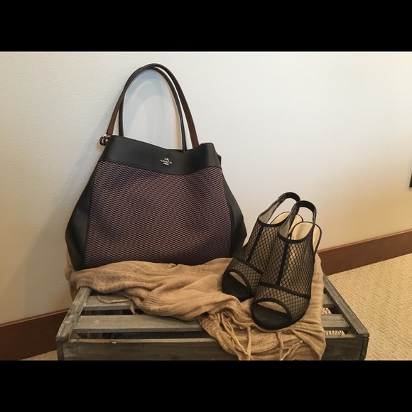 Coach Handbags - Coach purse